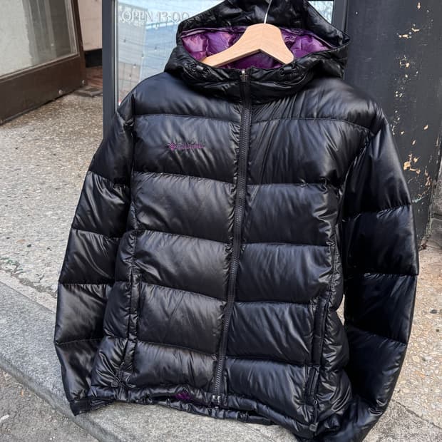 컬럼비아 재팬 유광 다운 푸퍼자켓 