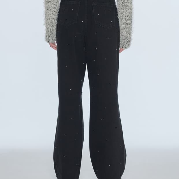 다이애그널 STUD DAMAGE DENIM PANTS (black)