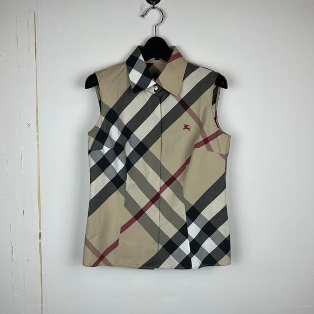 버버리 런던 패턴 민소매 셔츠 SIZE 38