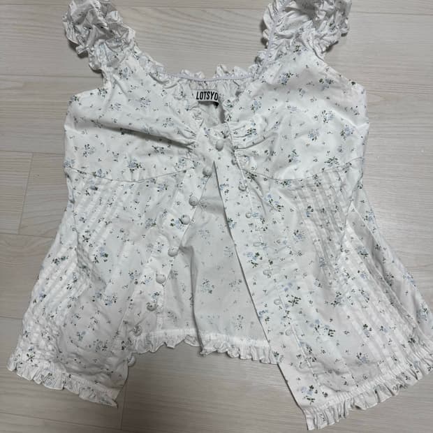 Lotsyou 블라우스