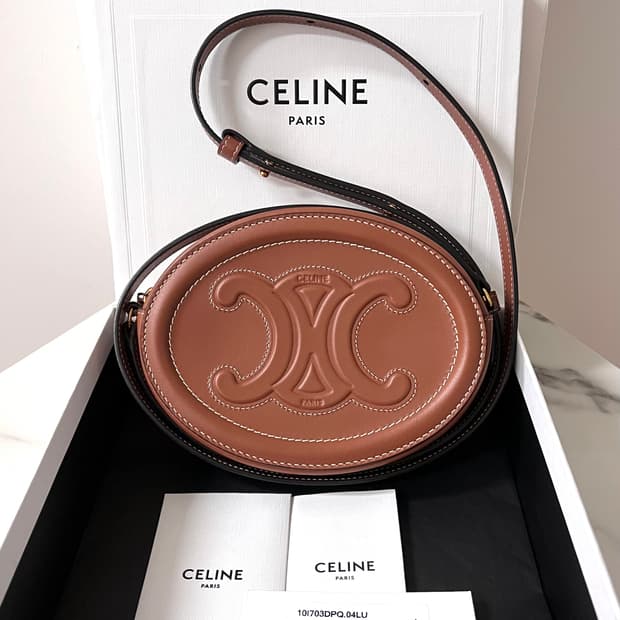 셀린느 오벌 펄스 미니 크로스백 가방