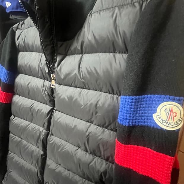 몽클레어 니트패딩