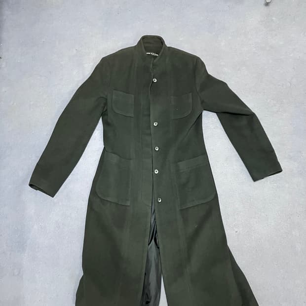 꼼까드뮤 코트 (착샷)