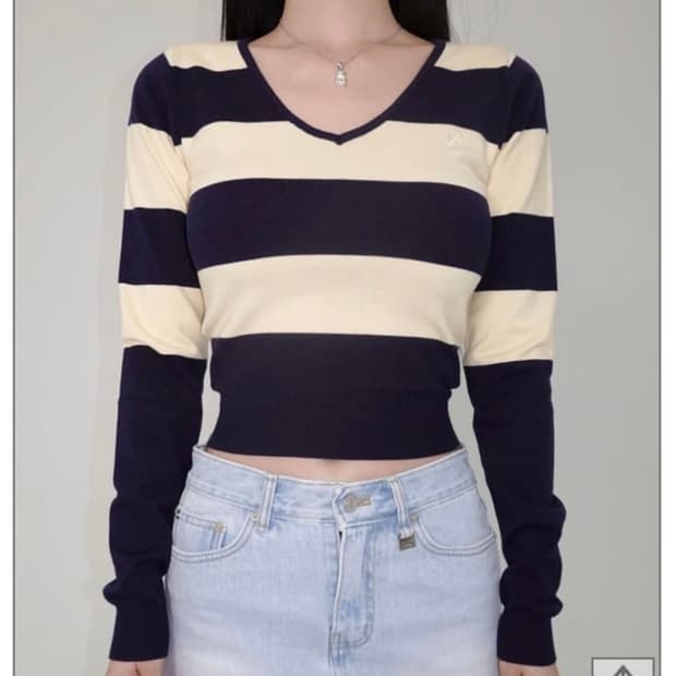 페일제이드 striped vneck knit t 네이비