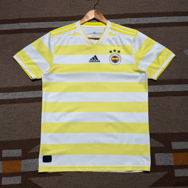 페네르바체 아디다스 유니폼 트레이닝 탑 M 반팔