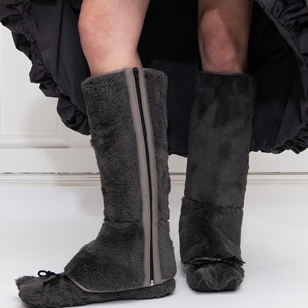 파울라 카노바스델바스 25fw DIABLO 퍼 워머