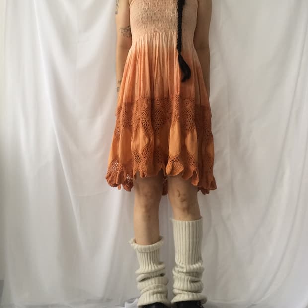 Punching point dyed sleeveless one piece