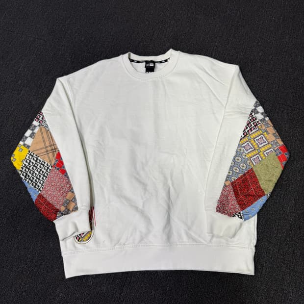 뉴에라 패치워크 크루넥 맨투맨