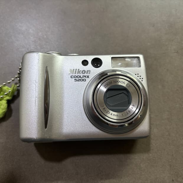 니콘 쿨픽스5200