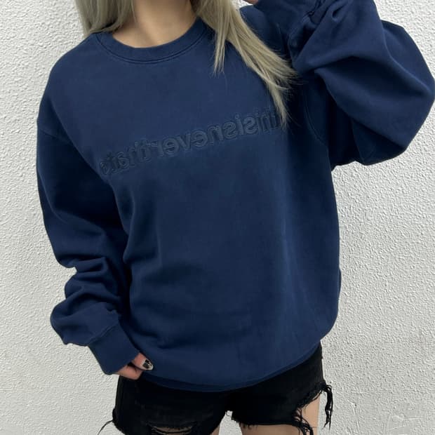 디스이즈네버댓 네이비 맨투맨 L