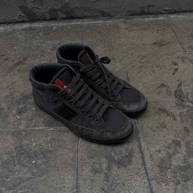 프라다 스포츠 스웨이드 나일론 하이탑 스니커즈