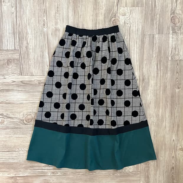 axes 도트 밴딩 스커트