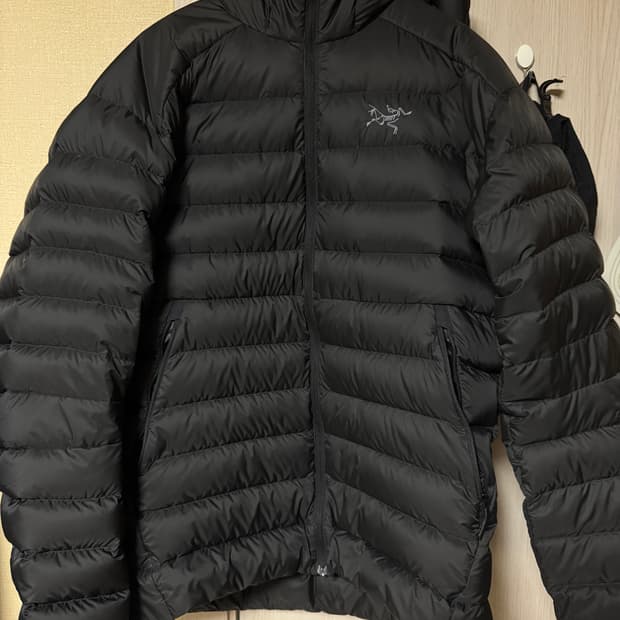 아크테릭스 세륨 25FW M