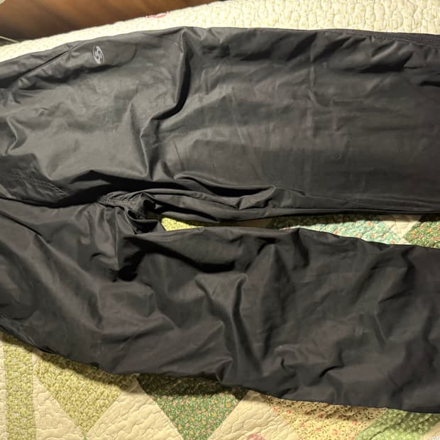 산산기어 지퍼팬츠 22fw 1사이즈