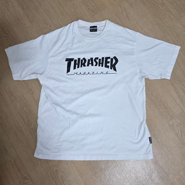 트래셔 반팔티 XL