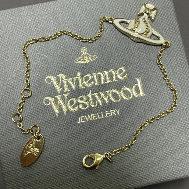 비비안웨스트우드 팔찌