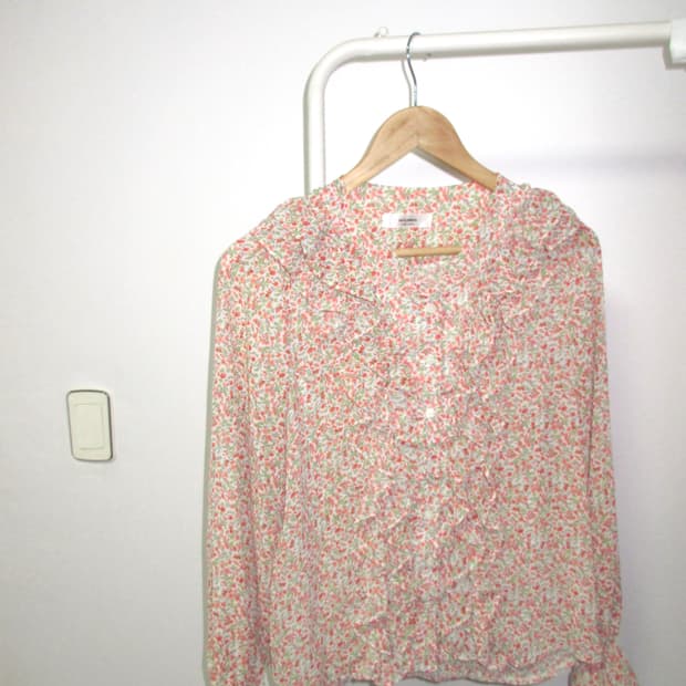 빈티지 플라워 쉬폰 러플 블라우스