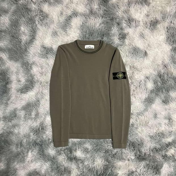[S size] 스톤아일랜드 니트 롱슬리브 카키