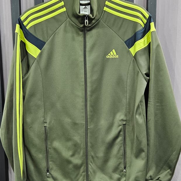 아디다스 클라이마라이트 트랙탑 105