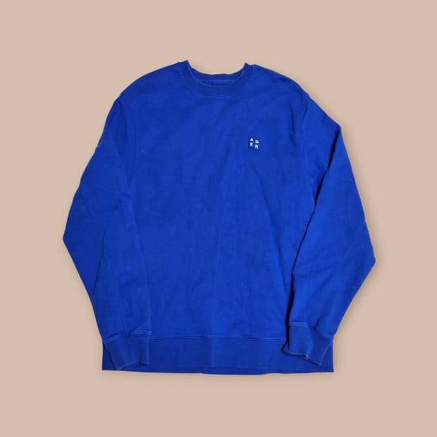 아더에러 미니멀 자수 로고 맨투맨 스웨트셔츠 (Z-Blue)