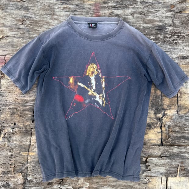 빈티지 커트코베인 1996 페이딩 티셔츠