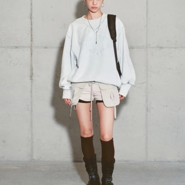 MISCHIEF GAZETTE CREWNECK SWEATSHIRT