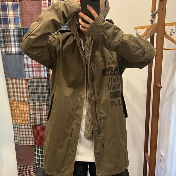 히스테릭글래머 카키 레터링 롱 파카