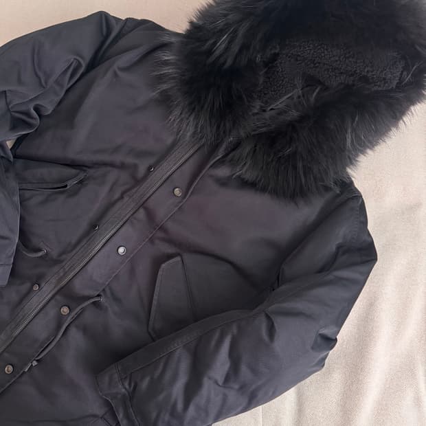 시스템 구스 블랙 퍼 후드 야상 점퍼