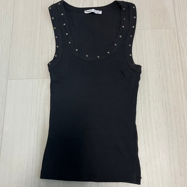 버쉬카 스터드 슬리브리스 나시 홀터넥 레이서백 XS