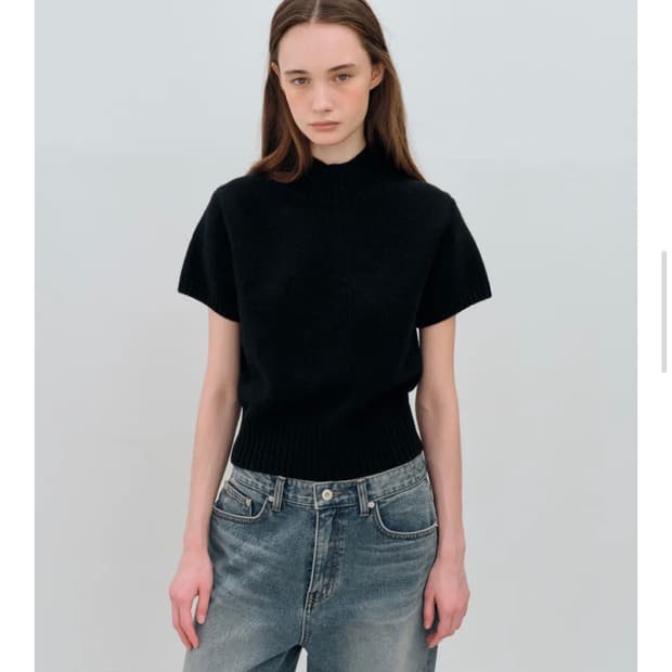 아르토 wool half neck knit(울 하프넥 니트 블랙)