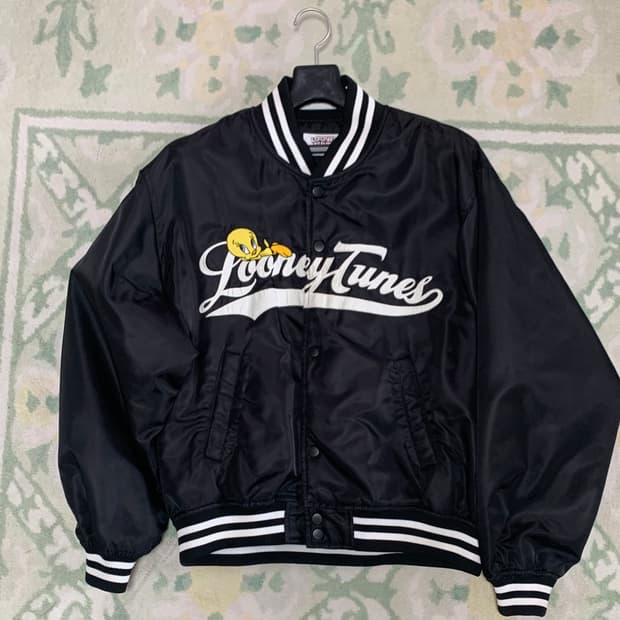 Looney tunes 바시티 자켓