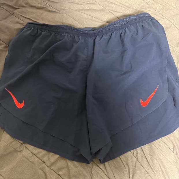 나이키 드라이핏 4인치 쇼츠 M