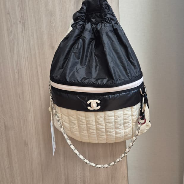 정품)샤넬 제니 나일론 백팩