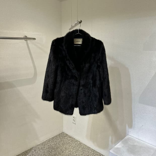 하프 밍크 코트