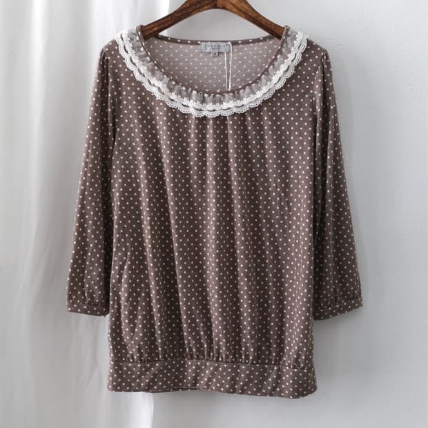 dot lace T