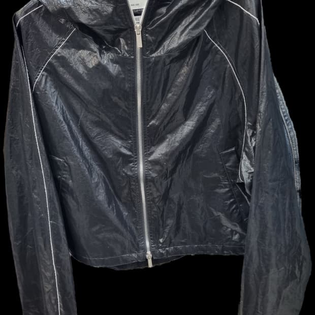 마뗑킴 블랙 크롭 바람막이 FREE