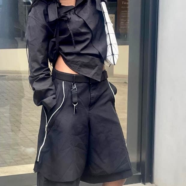 comm des garcons 꼼데가르송 울 지퍼 쇼츠 버뮤다 반바지