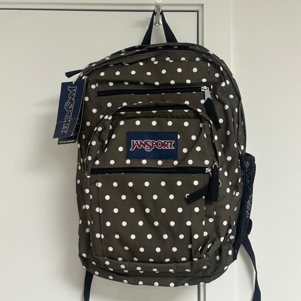 (새상품)잔스포츠 백팩 카키 도트