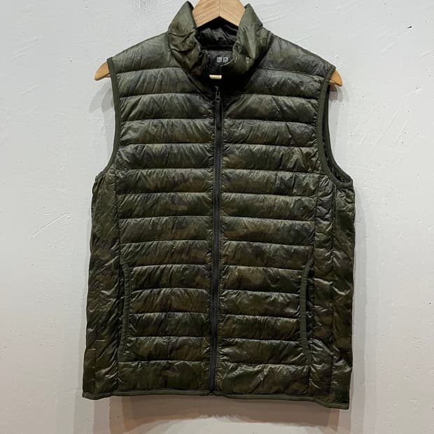 유니클로 밀리터리 다운 경량 패딩 베스트 조끼 M