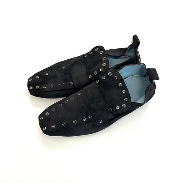 셀린느 피비파일로 스터드 로퍼