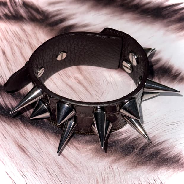 emo 펑크 스파이크 스터드 가죽 뱅글 팔찌