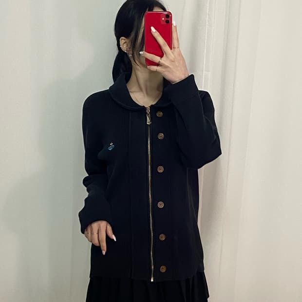 비비안웨스트우드 니트집업
