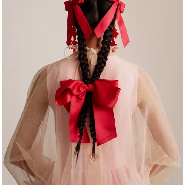 Simone Rocha H&M 콜라보 핀