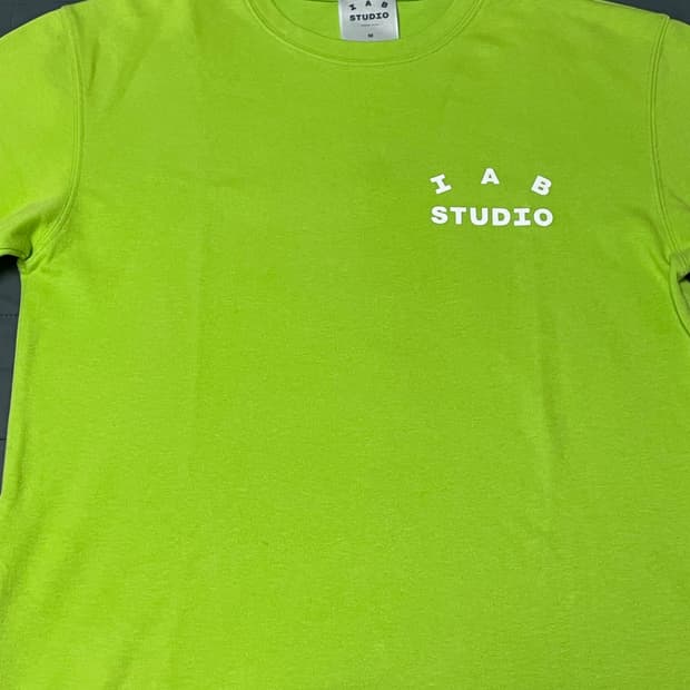 iab studio 라임 티셔츠