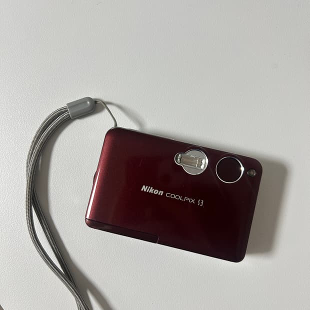 니콘 쿨픽스 S3 