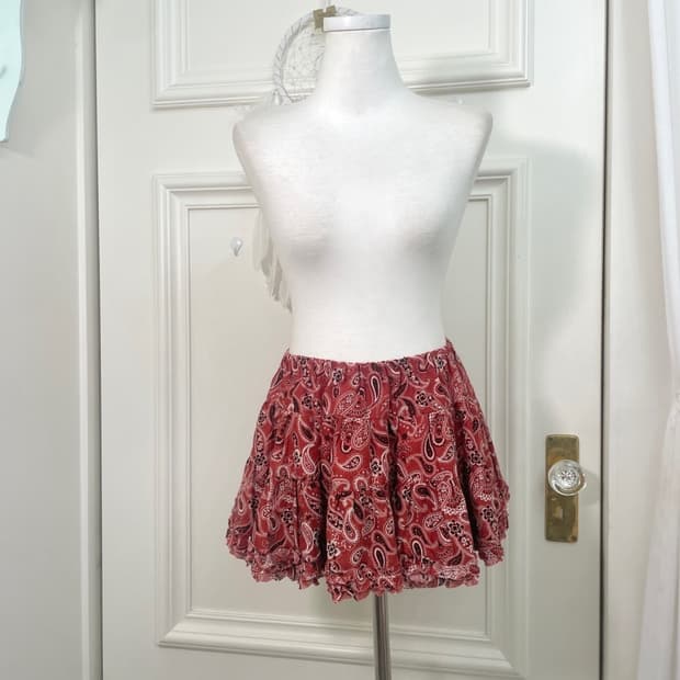 red pasley cotton mini skirt(size-M)