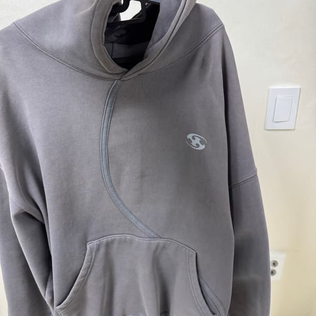 산산기어 21fw 차콜 후드 사이즈2
