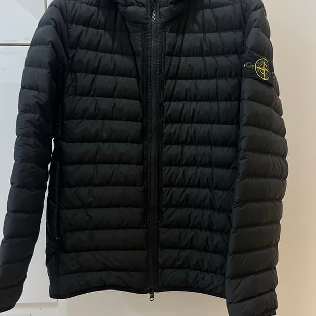 23fw 스톤아일랜드 구스다운패딩 L (새상품급)