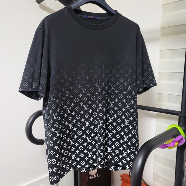 22SS 루이비통 모노그램 그라디언트 반팔 티셔츠 XL