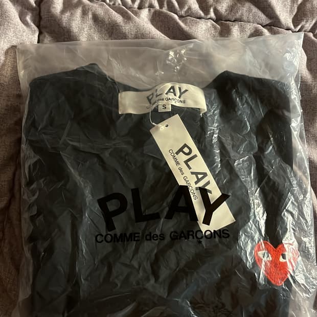 꼼데가르송 반팔 새상품 s